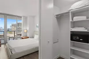 [Address not provided], Hallandale Beach, FL 33009 - Photo 21