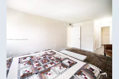 1665 Bay Rd #421, Miami Beach, FL 33139 - Photo 5