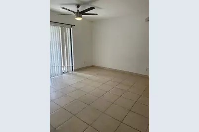 560 S Park Rd #16-7, Hollywood, FL 33021 - Photo 7