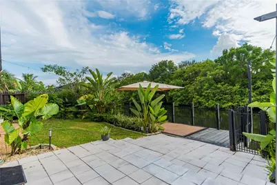 1672 NW 36th Ct, Oakland Park, FL 33309 - Photo 21
