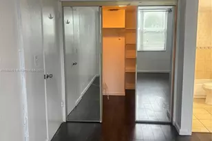 3660 NE 166th St, North Miami Beach, FL 33160 - Photo 17