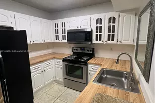 9810 Hammocks Blvd, Miami, FL 33196 - Photo 3