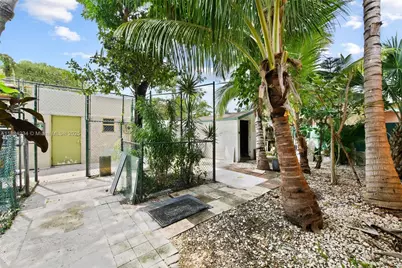 1932 Adams St, Hollywood, FL 33020 - Photo 11