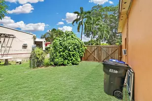15770 NE 18th Ct, North Miami Beach, FL 33162 - Photo 35