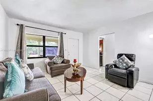 15770 NE 18th Ct, North Miami Beach, FL 33162 - Photo 13