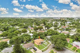 15770 NE 18th Ct, North Miami Beach, FL 33162 - Photo 31