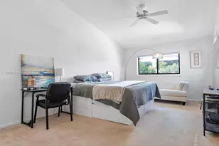 3620 Yacht Club Dr, Aventura, FL 33180 - Photo 25