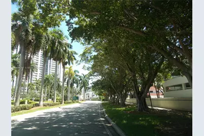 3620 Yacht Club Dr #503, Aventura, FL 33180 - Photo 13