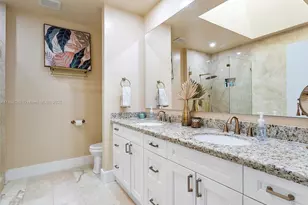 3620 Yacht Club Dr, Aventura, FL 33180 - Photo 17