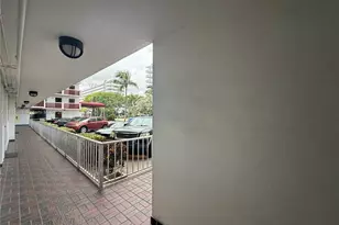 3660 NE 166th St, North Miami Beach, FL 33160 - Photo 3