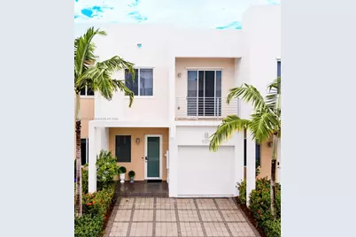 10279 NW 72nd St, Doral, FL 33178 - Photo 1