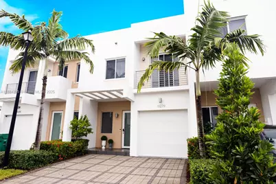 10279 NW 72nd St, Doral, FL 33178 - Photo 23