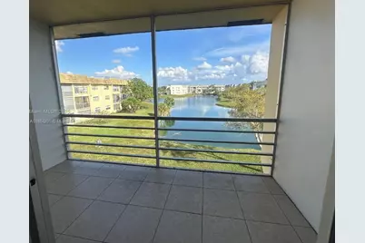 8400 Sunrise Lakes Blvd #310, Sunrise, FL 33322 - Photo 1