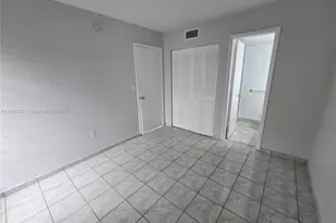 4715 NW 7th St, Miami, FL 33126 - Photo 23