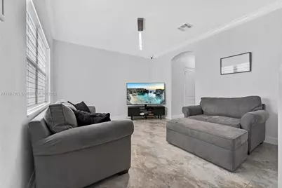 16618 NW 71st Ave, Miami Lakes, FL 33014 - Photo 25