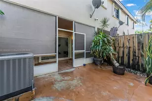 16618 NW 71st Ave, Miami Lakes, FL 33014 - Photo 27