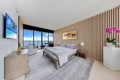 1000 Venetian Way #1902, Miami, FL 33139 - Photo 13