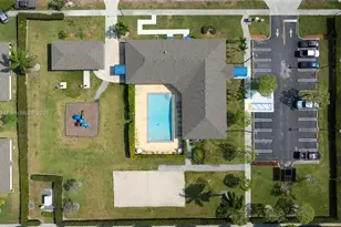 1137 SW 7th Ct, Florida City, FL 33034 - Photo 25