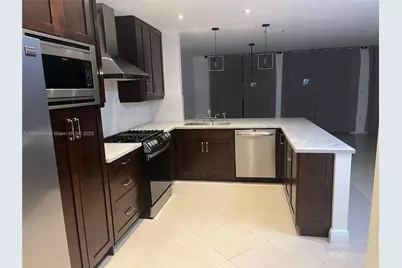 10270 NW 46th St #., Doral, FL 33178 - Photo 13