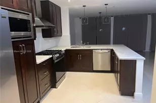 10270 NW 46th St, Doral, FL 33178 - Photo 13