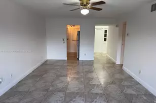 2471 SW 82nd Ave, Davie, FL 33324 - Photo 7