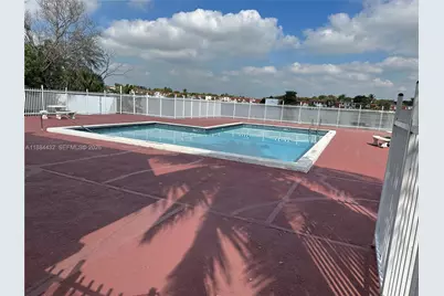 250 NW 107th Ave #202, Miami, FL 33172 - Photo 17
