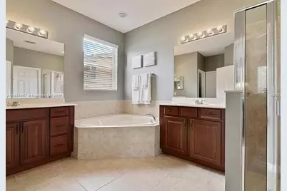 440 Michigan Estates Cir, Other City - In The State Of Florida, FL 34769 - Photo 17