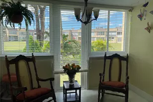 9041 Sunrise Lakes Blvd, Sunrise, FL 33322 - Photo 11