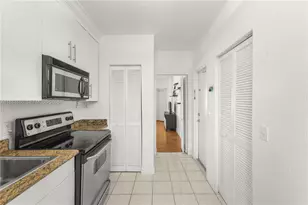 1241 14th St, Miami Beach, FL 33139 - Photo 15