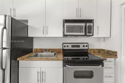 1241 14th St #9, Miami Beach, FL 33139 - Photo 5
