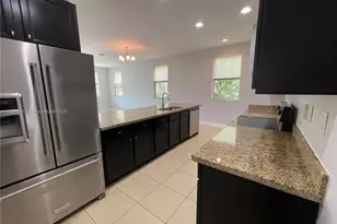 974 SW 147th Ave, Pembroke Pines, FL 33027 - Photo 5