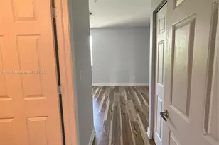 974 SW 147th Ave, Pembroke Pines, FL 33027 - Photo 35