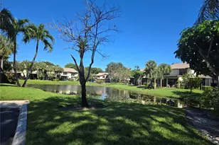 4599 S Carambola Cir S, Coconut Creek, FL 33066 - Photo 15