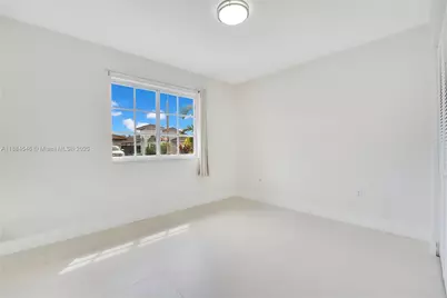 12362 NW 98th Pl, Hialeah Gardens, FL 33018 - Photo 19