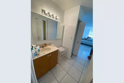 [Address not provided], Miami Beach, FL 33141 - Photo 7