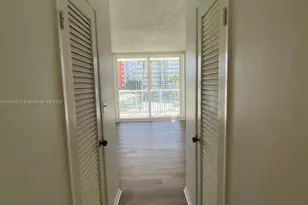 1301 NE Miami Gardens Dr, Miami, FL 33179 - Photo 17