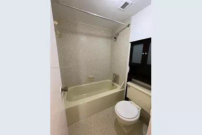 1301 NE Miami Gardens Dr #323W, Miami, FL 33179 - Photo 11