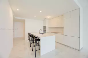 700 NE 24th St, Miami, FL 33137 - Photo 9