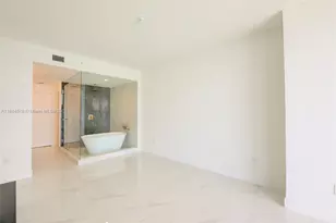 700 NE 24th St, Miami, FL 33137 - Photo 13