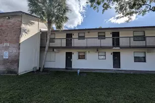 6001 Shaker Wood Cir, Tamarac, FL 33319 - Photo 1