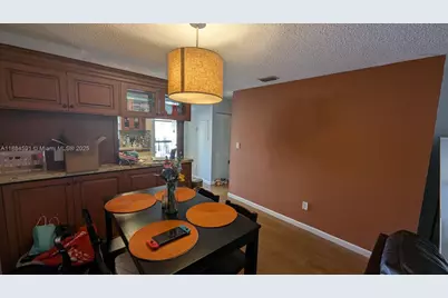 6001 Shakerwood Cir #205, Tamarac, FL 33319 - Photo 5