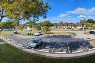 6001 Shaker Wood Cir, Tamarac, FL 33319 - Photo 15