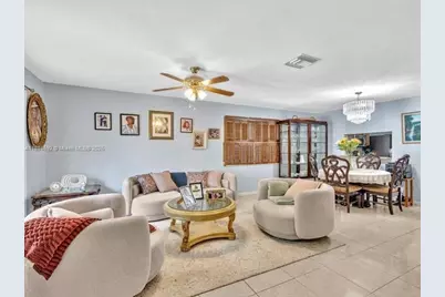 9900 SW 12 St, Pembroke Pines, FL 33025 - Photo 5