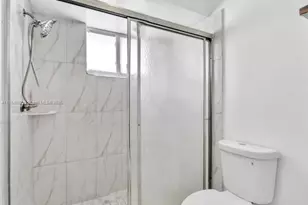 9900 SW 12th St, Pembroke Pines, FL 33025 - Photo 21