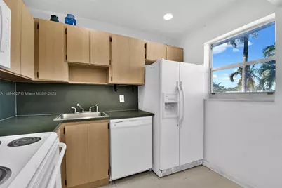 618 Euclid Ave #303, Miami Beach, FL 33139 - Photo 5