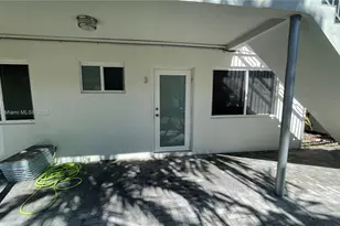320 86th St, Miami Beach, FL 33141 - Photo 1