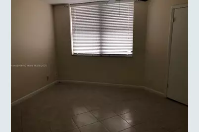 215 Lake Pointe Dr #103, Oakland Park, FL 33309 - Photo 11