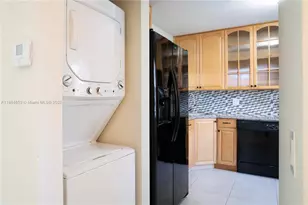 1494 Springside Dr, Weston, FL 33326 - Photo 3