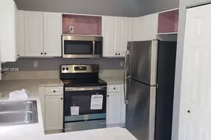 60 SE 6th Rd, Homestead, FL 33030 - Photo 3