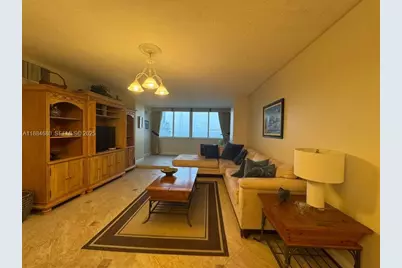 5005 Collins Ave #714, Miami Beach, FL 33140 - Photo 7